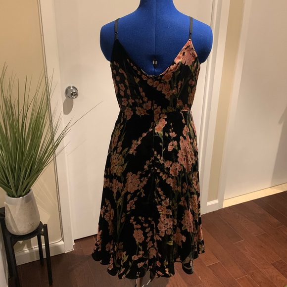 Anthropologie Floral Velvet Dress - Picture 3 of 7